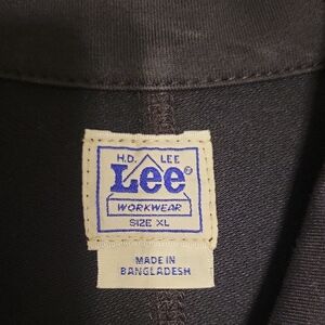 Lee Women's Top in Dark Brown